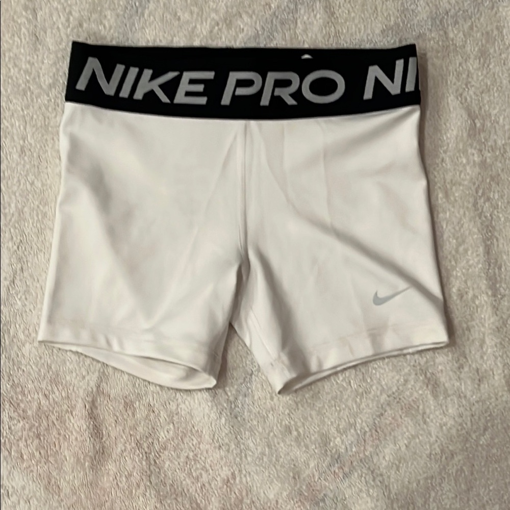 Women's Nike Pro Dri-fit White Shorts
